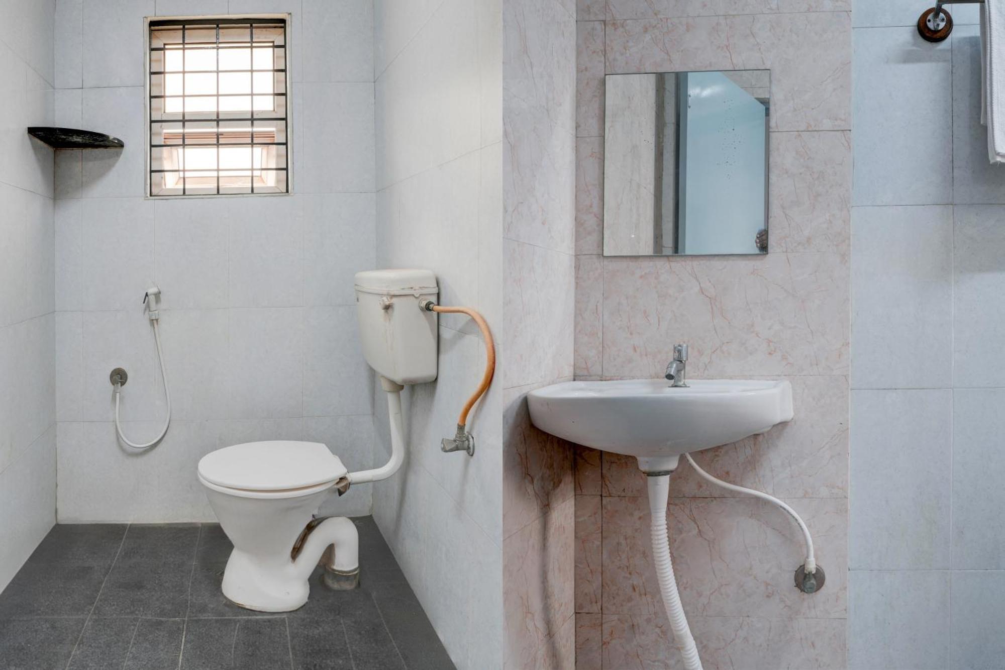 Super Hotel O Whitefield Бангалор Екстериор снимка